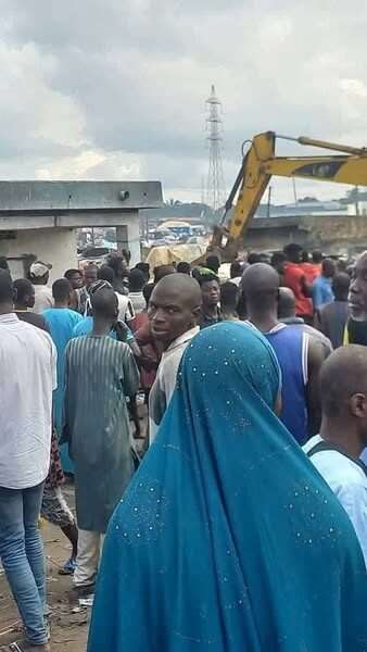 Lagos State Government Demolishes Alaba Rago Market and Mosques After 50 Years