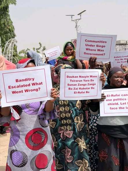 Youths in Kaduna Protest, Demand Continued Detention of El-Rufai