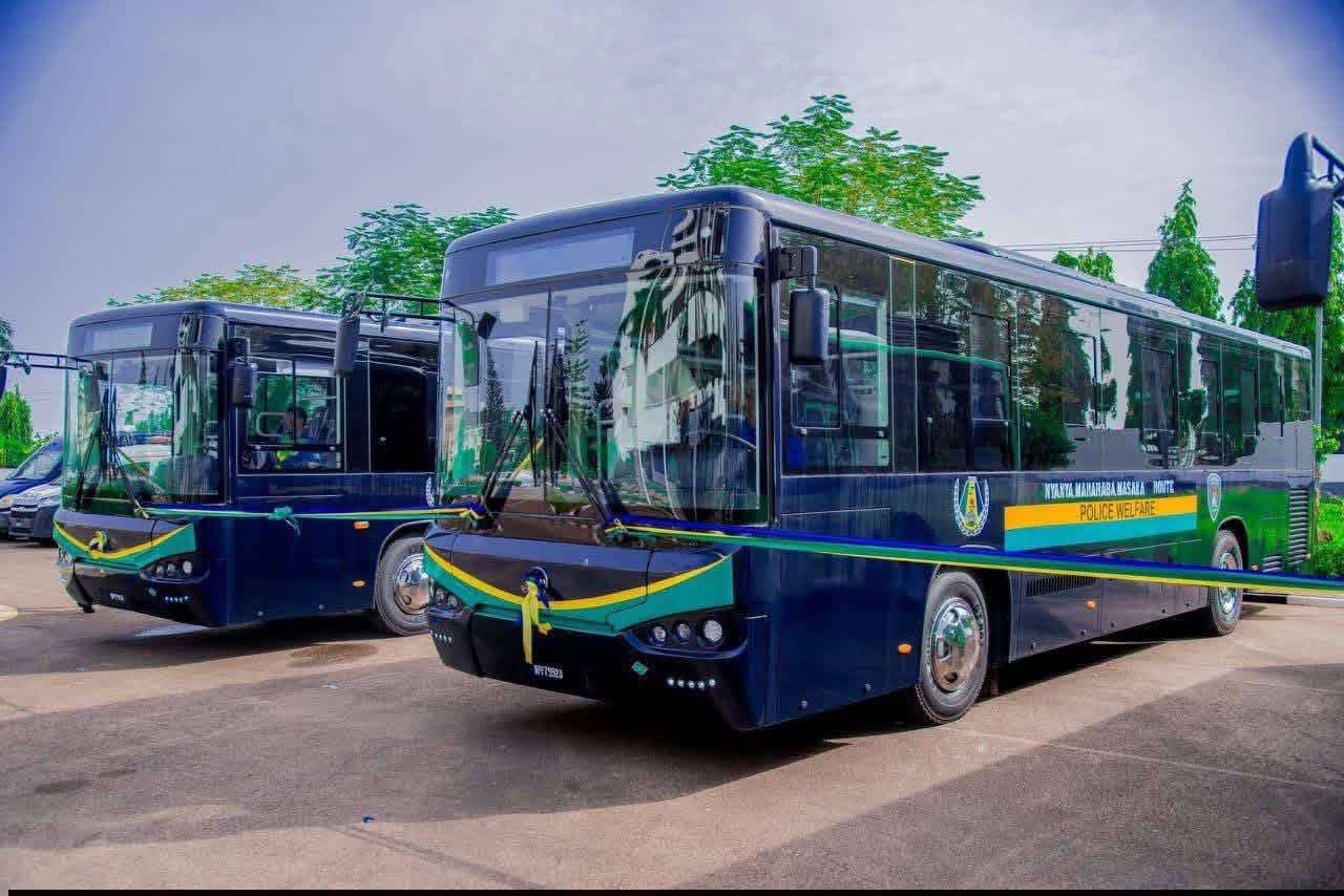 FG Supports Police with CNG-Powered Vehicles