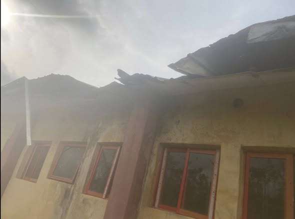 Edo Health Facility Serving 7,000 Collapses Amid Neglect — Report (PHOTOS)