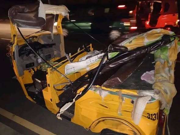 Speeding tricycle crashes into pole, leaves passengers injured in Edo